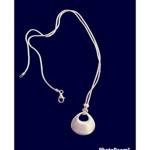 Silver necklace .925